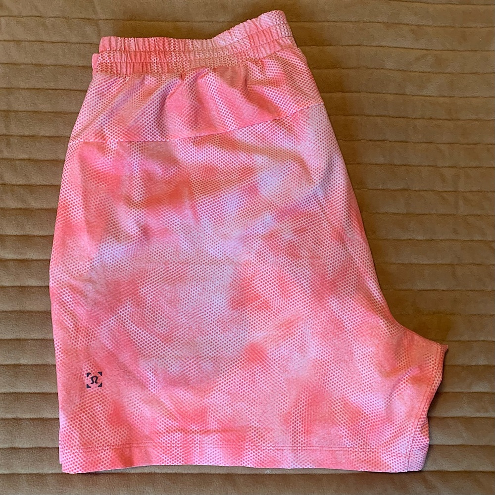 Lululemon Channel Cross Swim Short - 5"